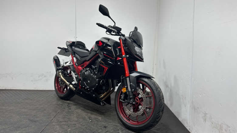 (23MY) Honda CB750 Hornet